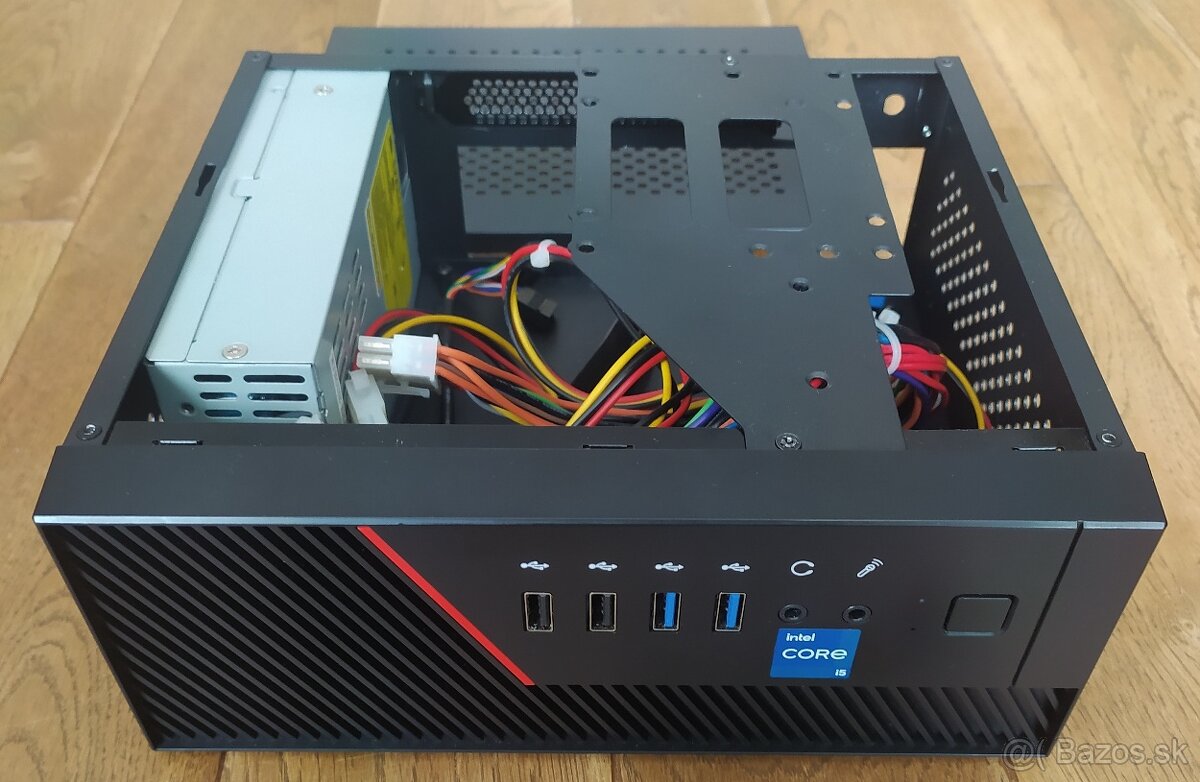 Mini ITX skrin SKTC A09P + 200W Flex ATX - 3
