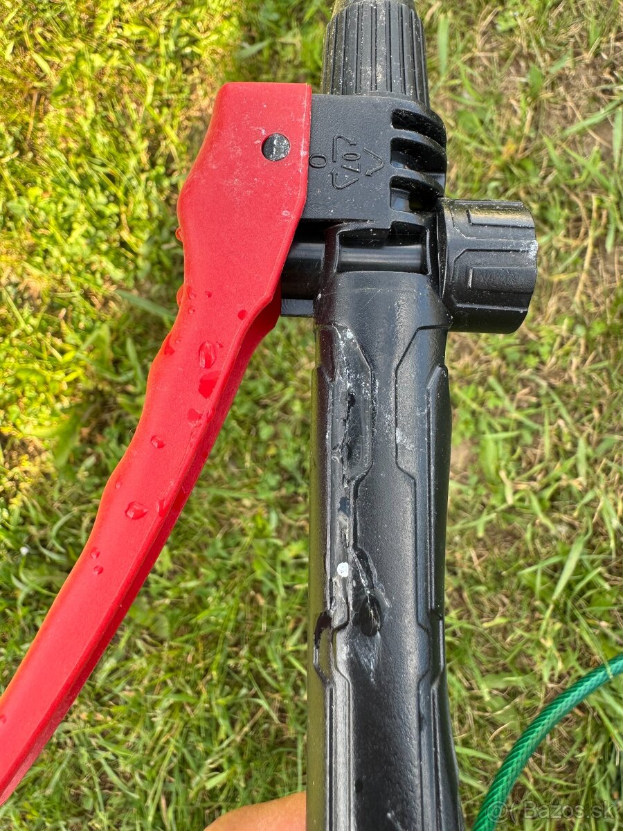 Postrekovač parkside ručný - 3