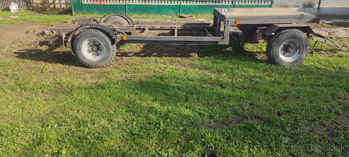 Prepravnik strojov. - 3