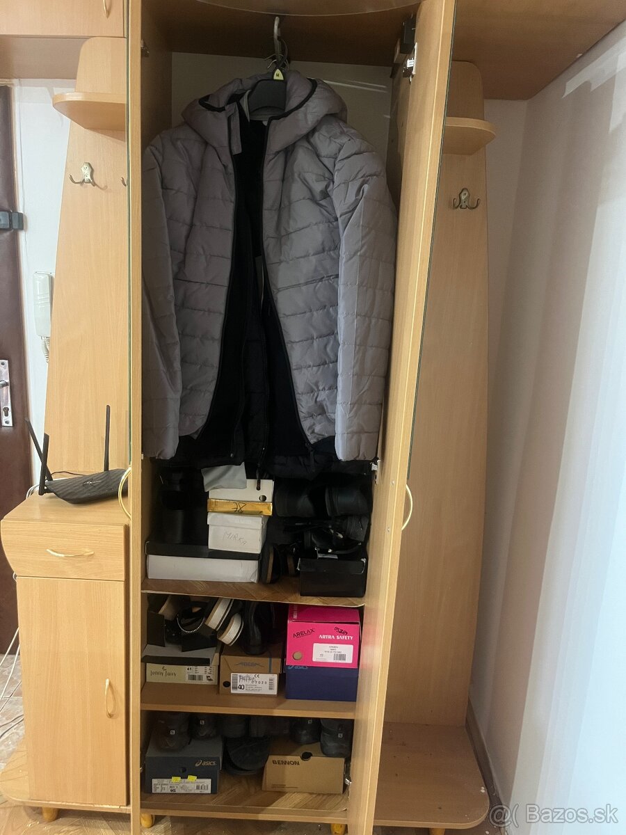 Šatníková skriňa - 3