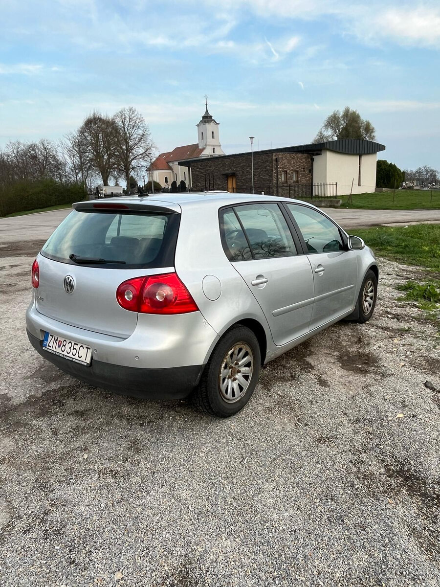 Predám VW Golf 5 1.9 TDI - 3