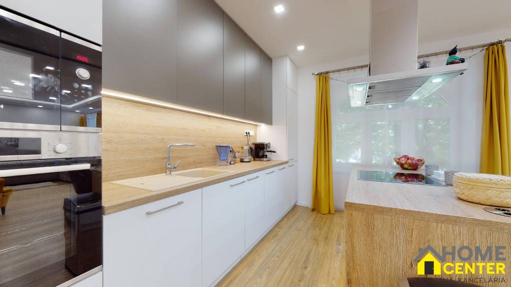 PREDAJ : LUXUSNÝ, PRIESTRANNÝ TEHLOVÝ BYT - 3