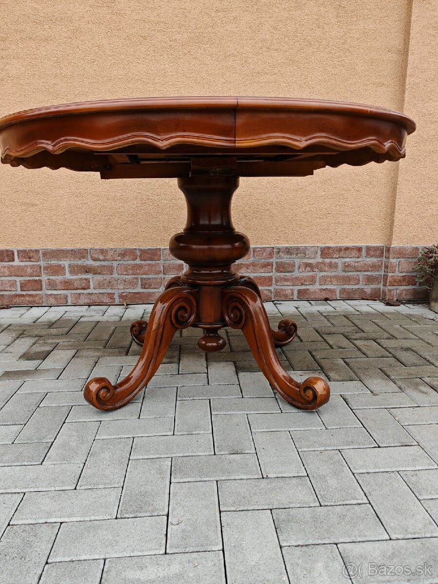 Jedálensky stôl - 3