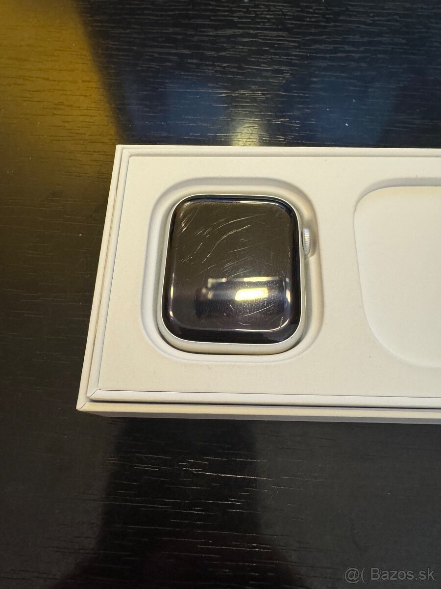 Apple watch series 8 45mm - 3
