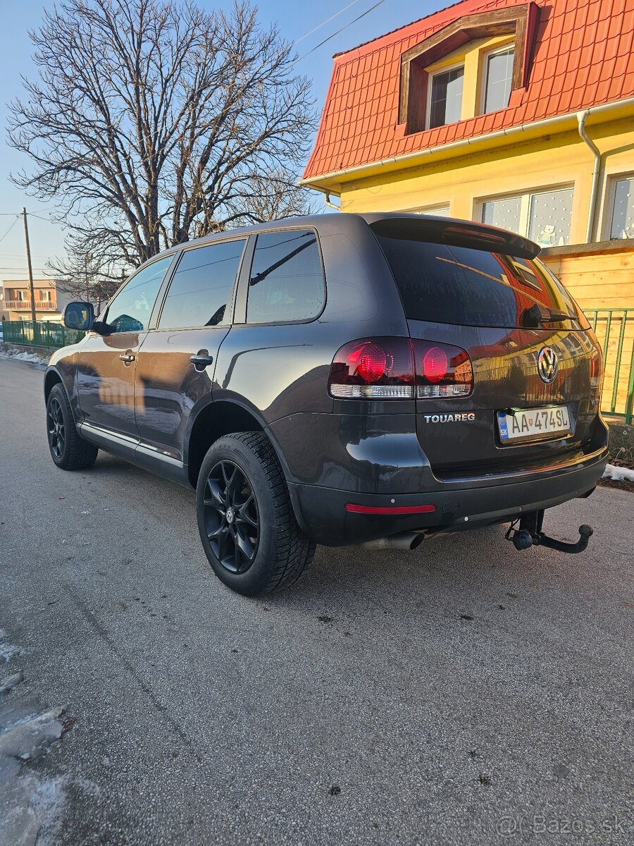 Volkswagen touareg 3.0tdi 165kw možný leasing - 3