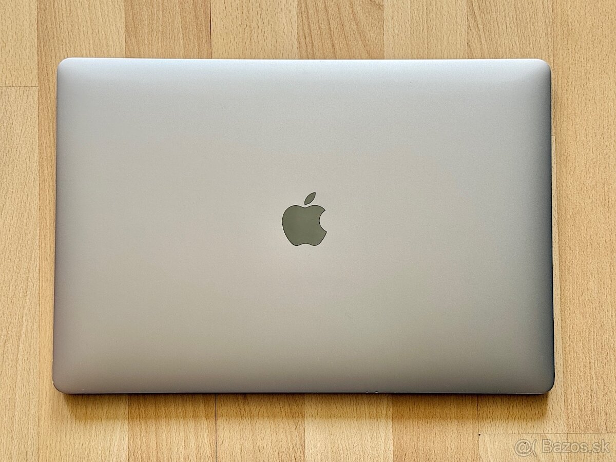 MacBook Pro 15” - 3