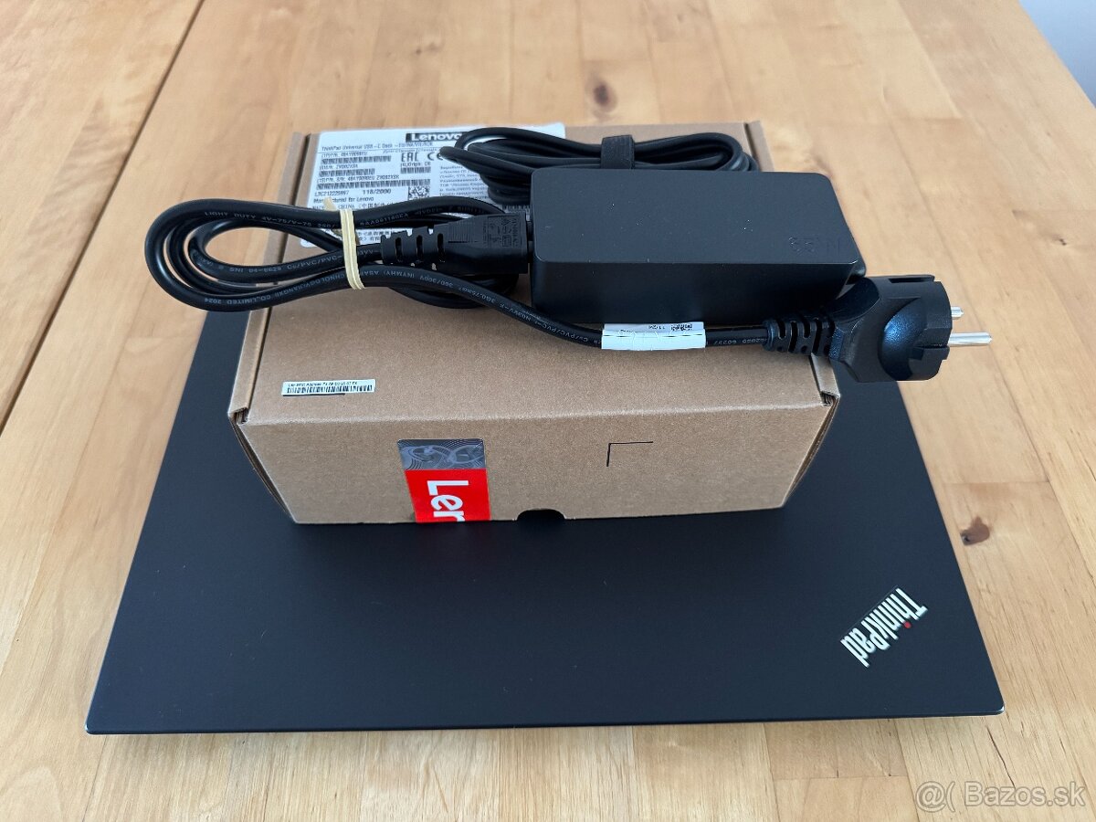 Lenovo ThinkPad T14s G1 + Lenovo Docking Station - 3