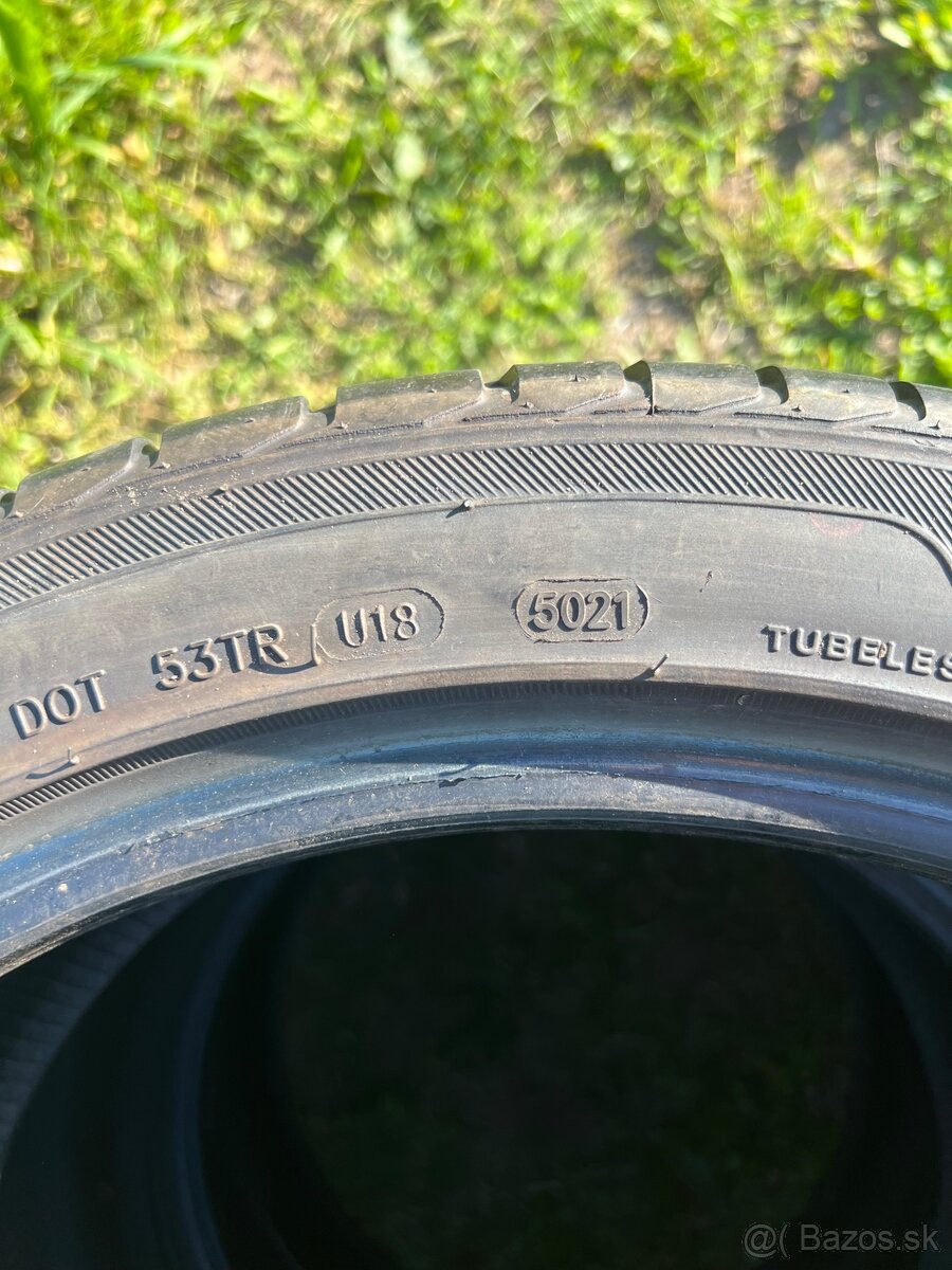 225/45r18 - 3