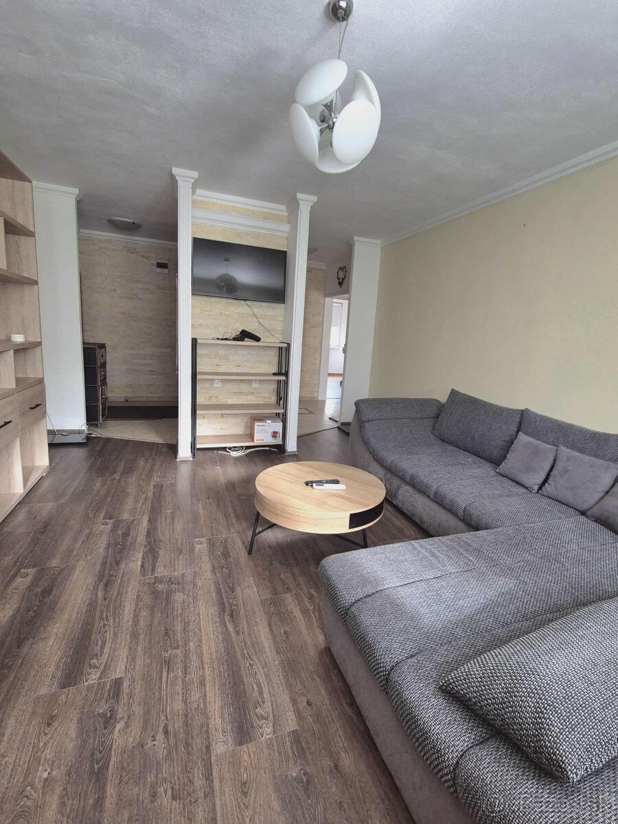 Exkluzívne pekný, dispozične zmenený 3.izb.byt Nitra-Diely - 3