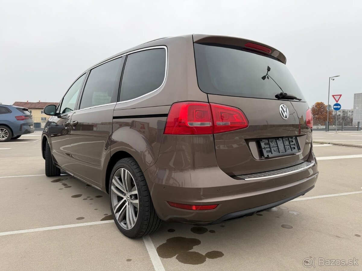Volkswagen Sharan 2.0 TDI DSG Highline - 3