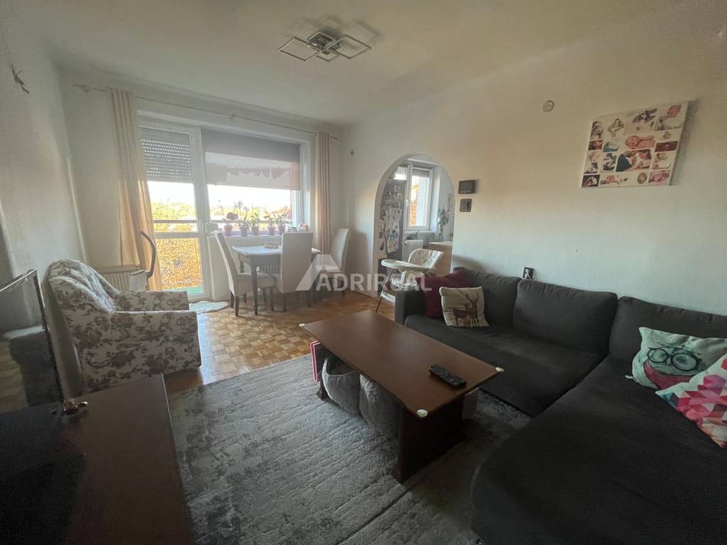 PREDAJ: 3i byt s balkónom, 65 m2, Kuzmányho; Lučenec; 83.900 - 3