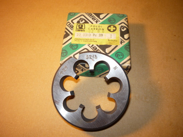 Predám závitové očká na G, W, PZ a TR - 3