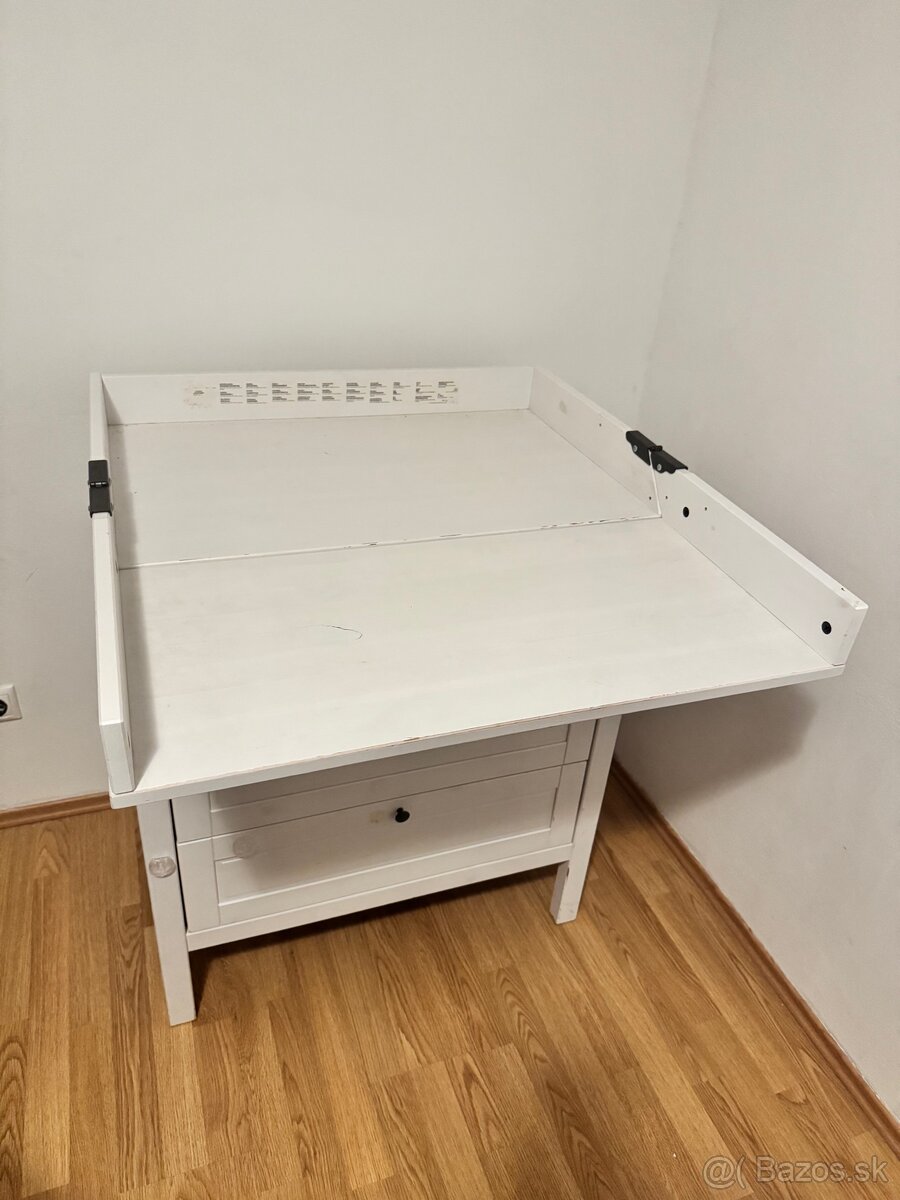 Prebaľovací pult - 3