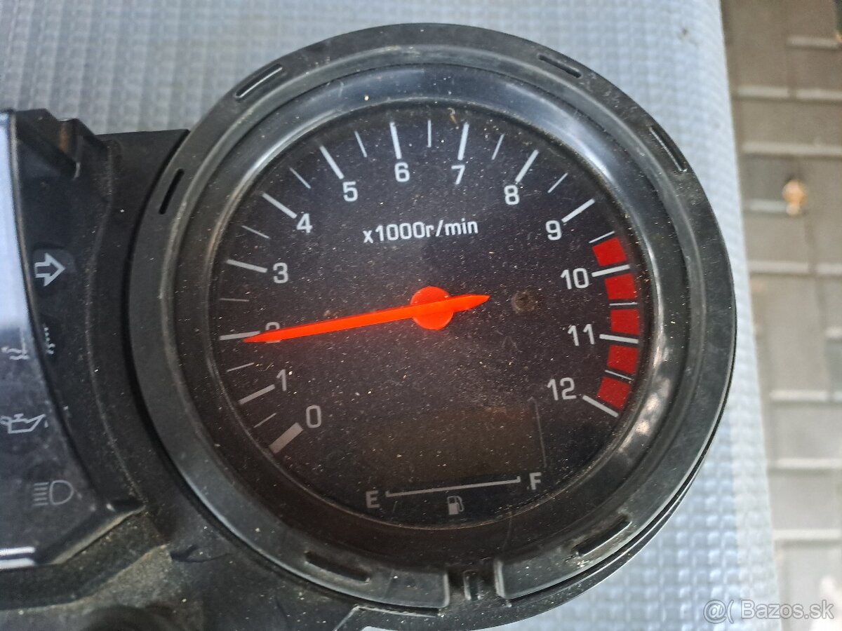 Budíky SUZUKI Vstrom - 3