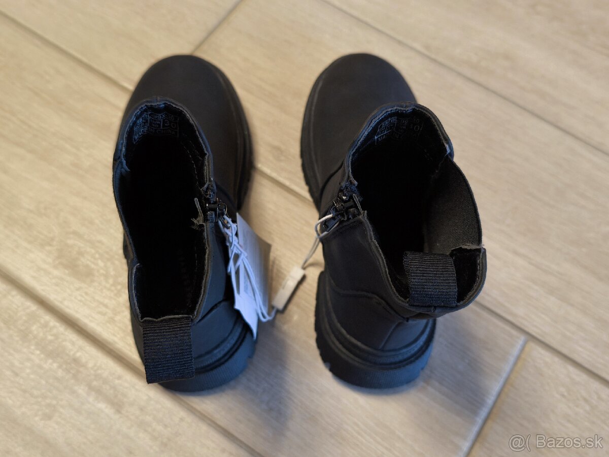 Predám úplne nové dievčenské čižmy, v. 30 - 3