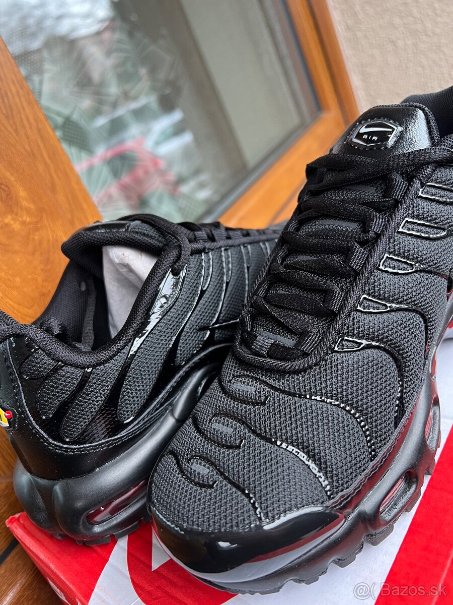 Nike Air Max Plus Triple Black - 3