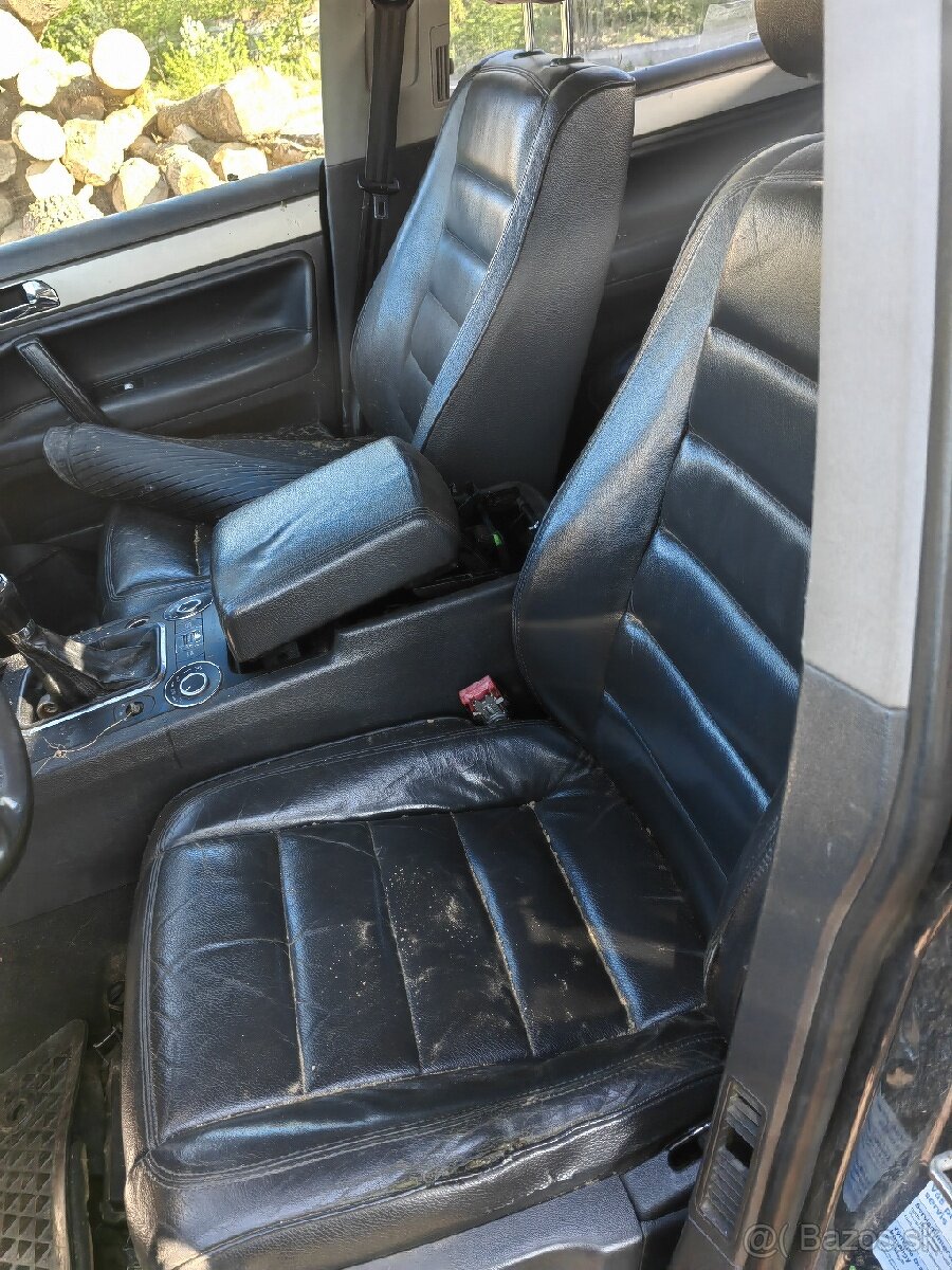 VW Touareg 2.5 tdi - 3