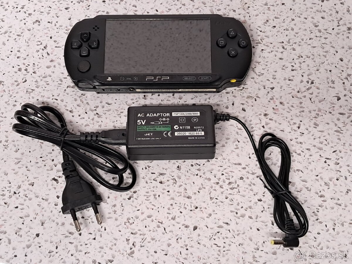 ☆ PSP + ADAPTER + 2GB CARD / PSP-E1004 PLAYSTATION PORTABLE - 3