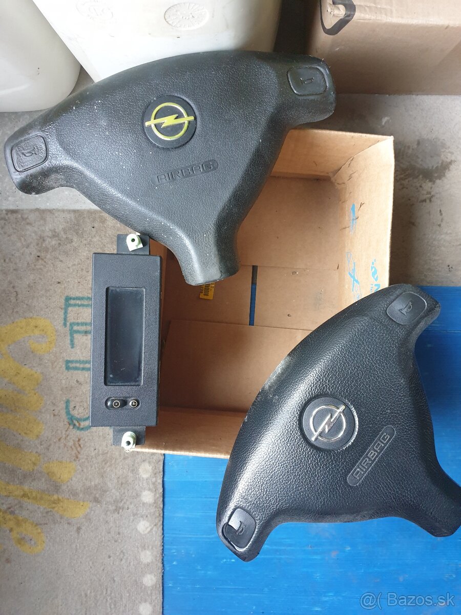 Svetlo Opel Astra Bertone - 3