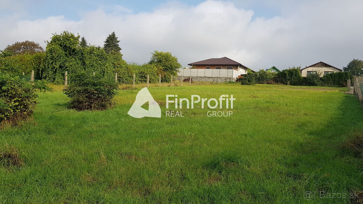 Predám stavebný pozemok 713m2 v Lehote pri Nitre. - 3