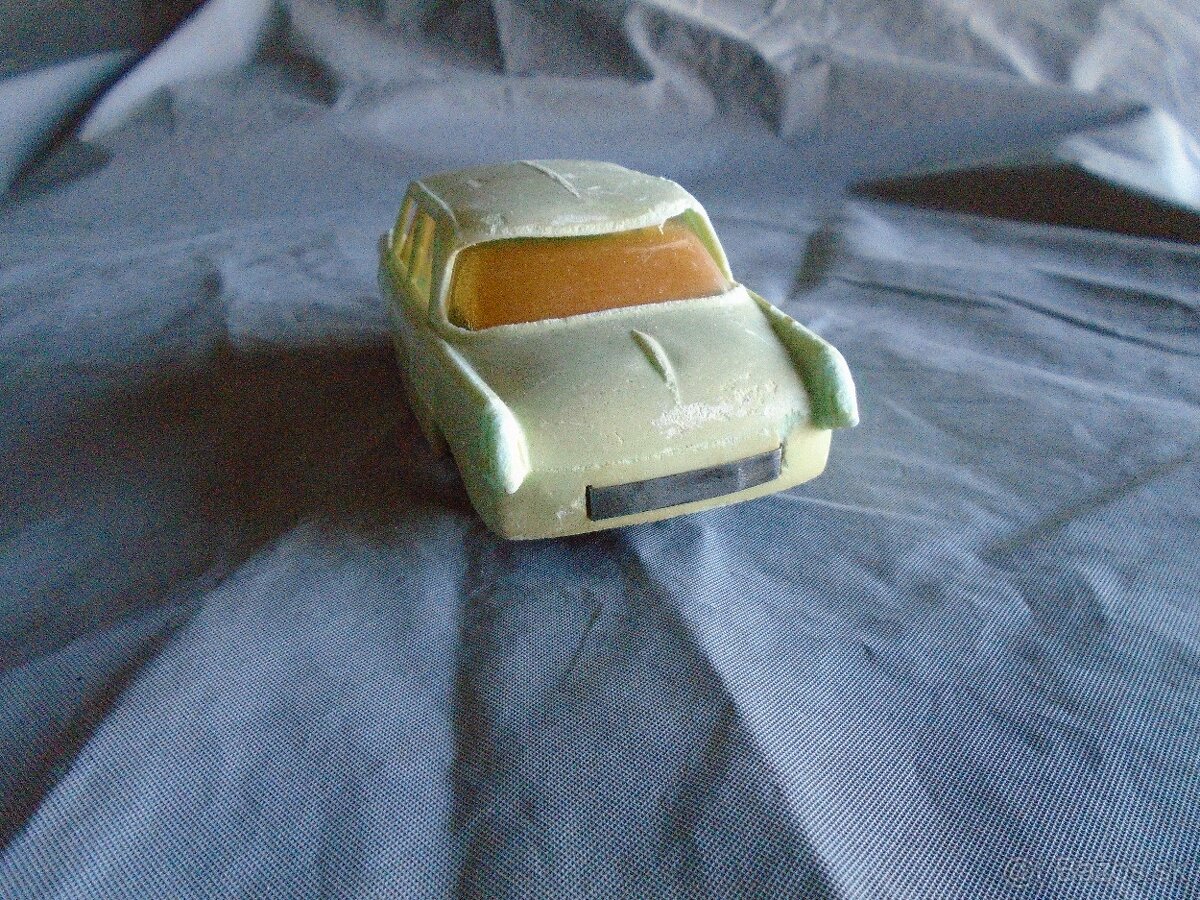 stara hračka omnia škoda 1000MB - 3