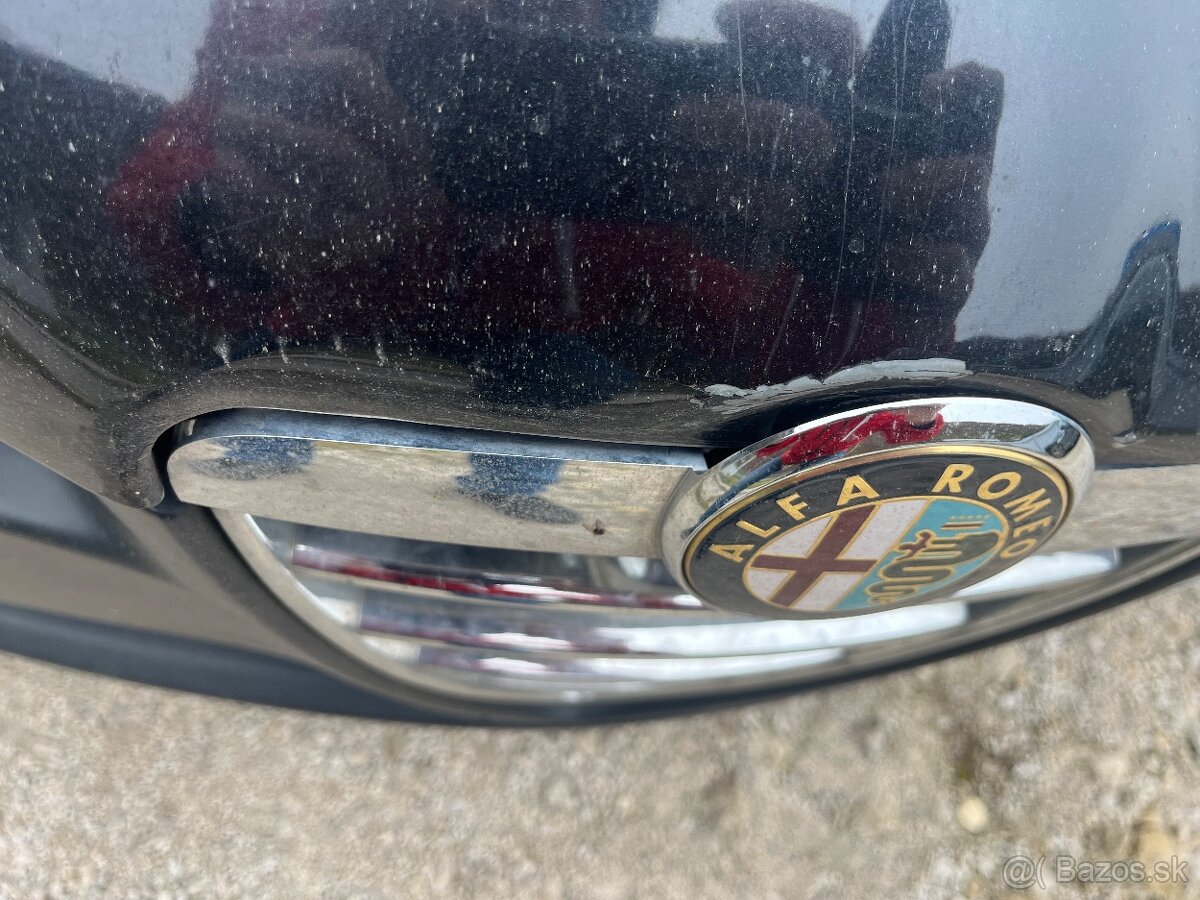 Kapota alfa romeo 159 - 3