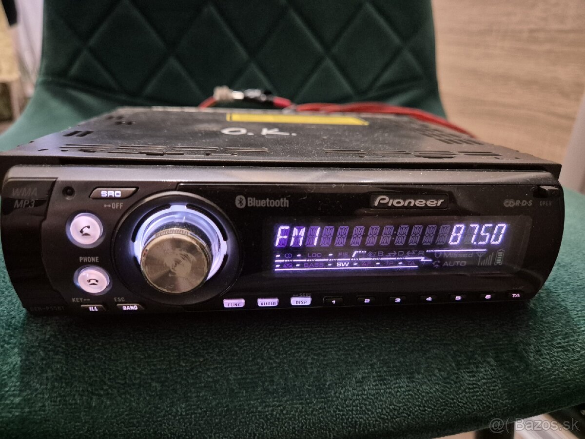 Pioneer DEH-P55BT - 3