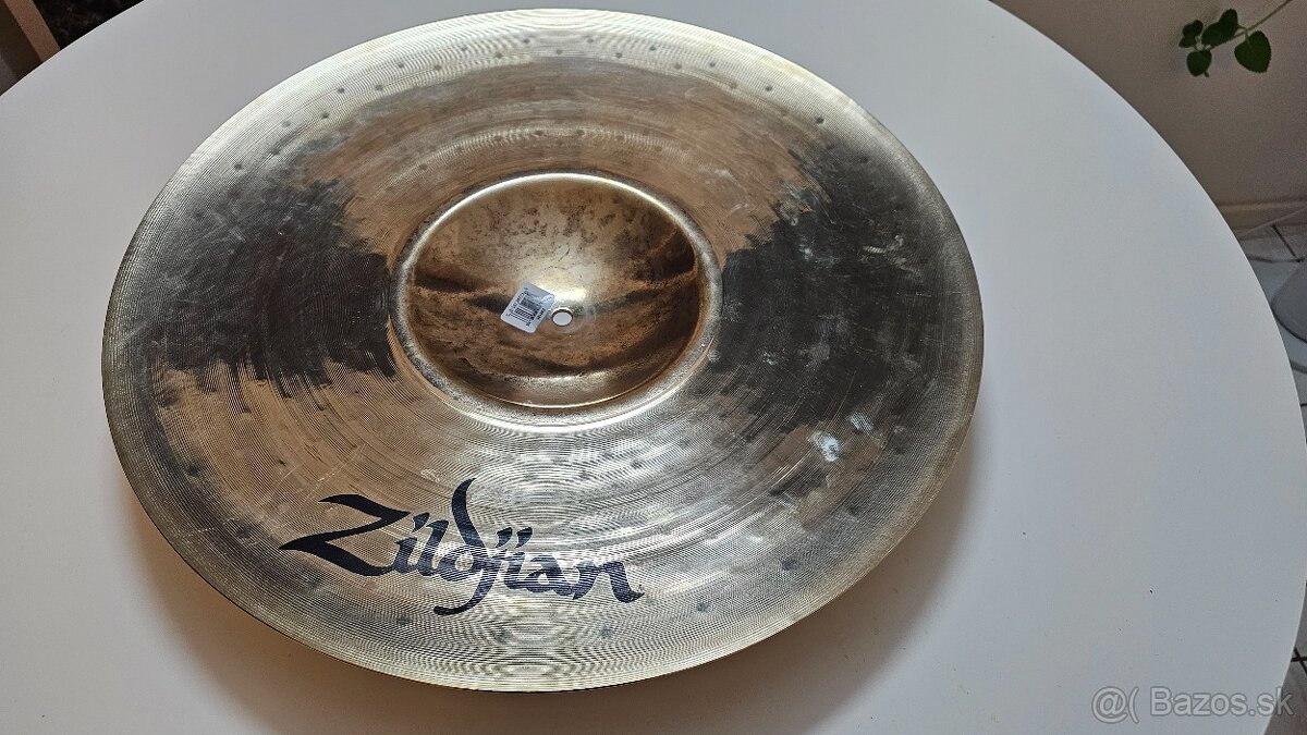 ZILDJIAN Z CUSTOM MEGA BELL 21" RIDE - 3