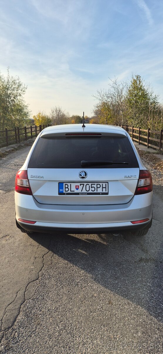 Skoda rapid spaceback - 3