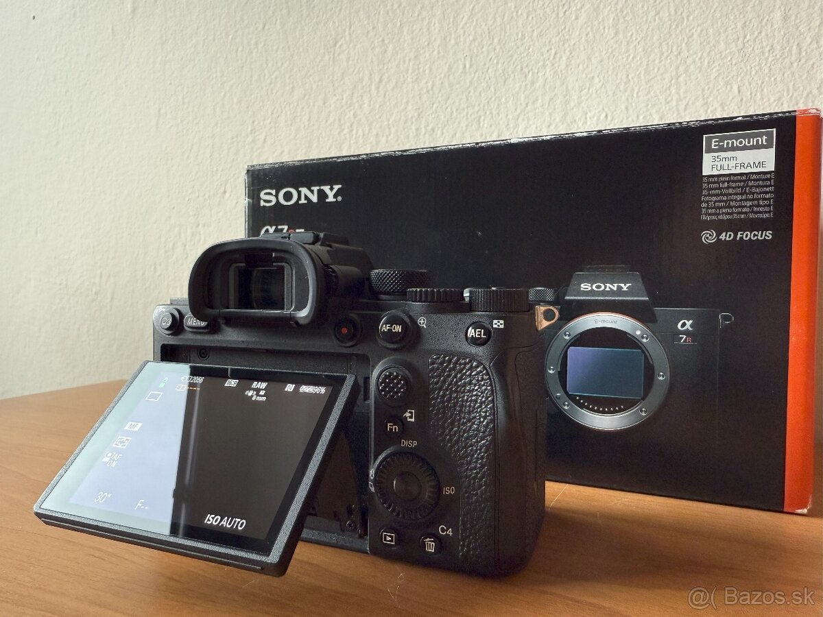 Sony A7R IV A - 3