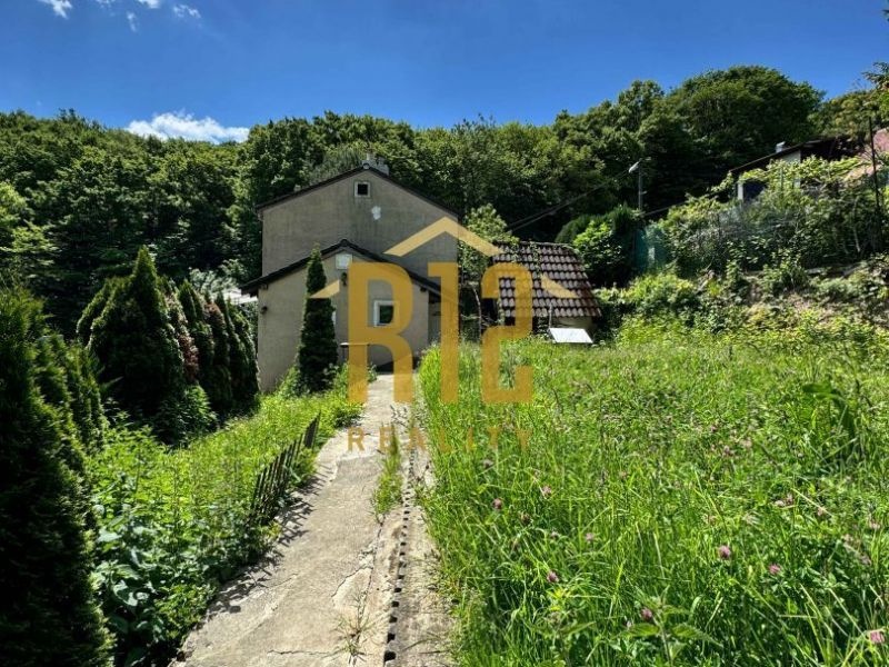 Na predaj: Rekreačná chata v lese, vhodná na celoročné bývan - 3