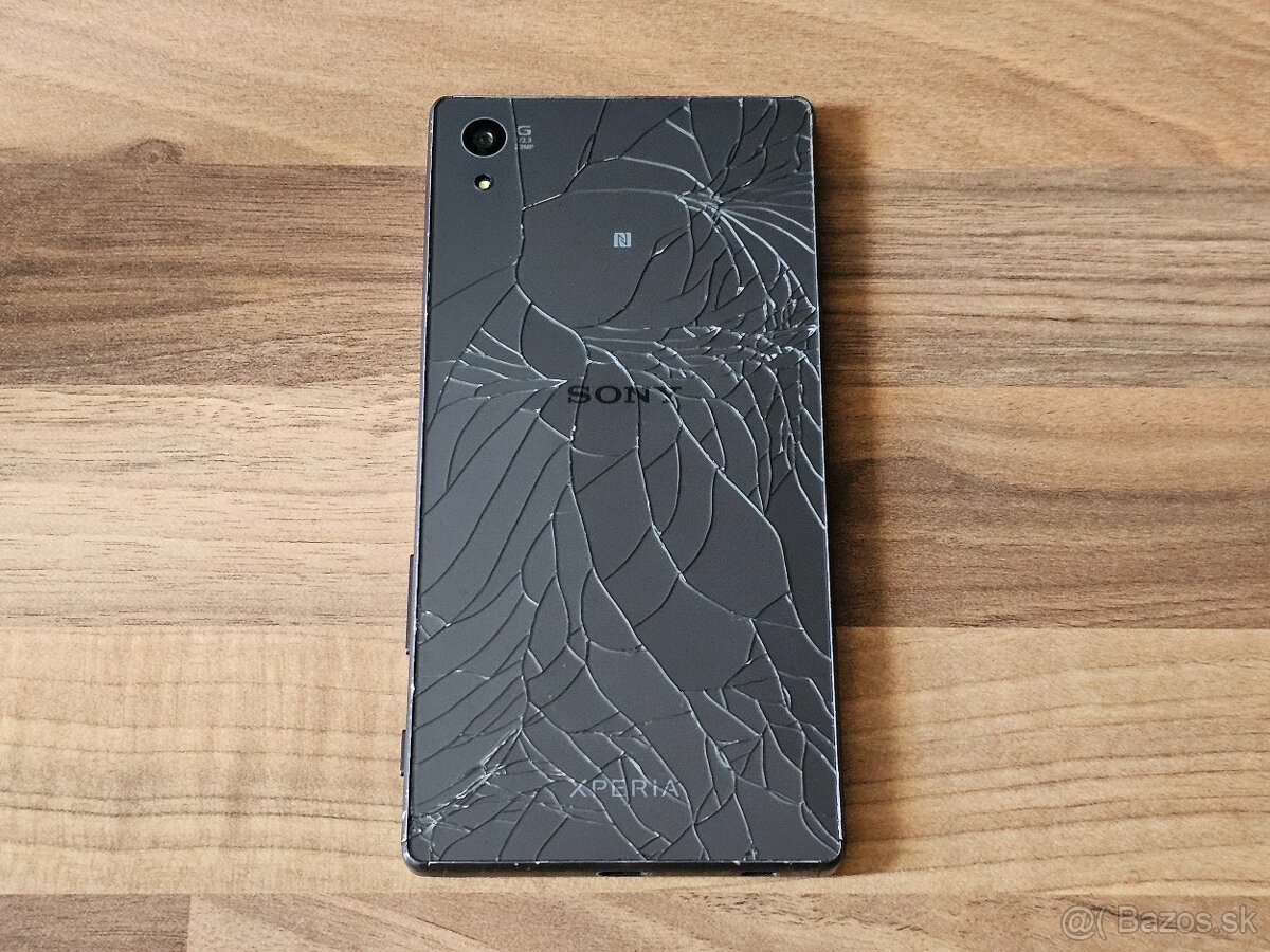 Sony Xperia Z5 - 32GB - Black - 3