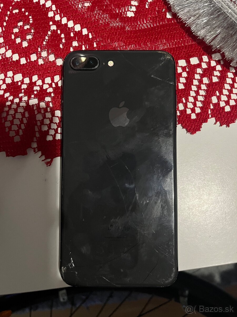 iPhone 8 Plus - 3