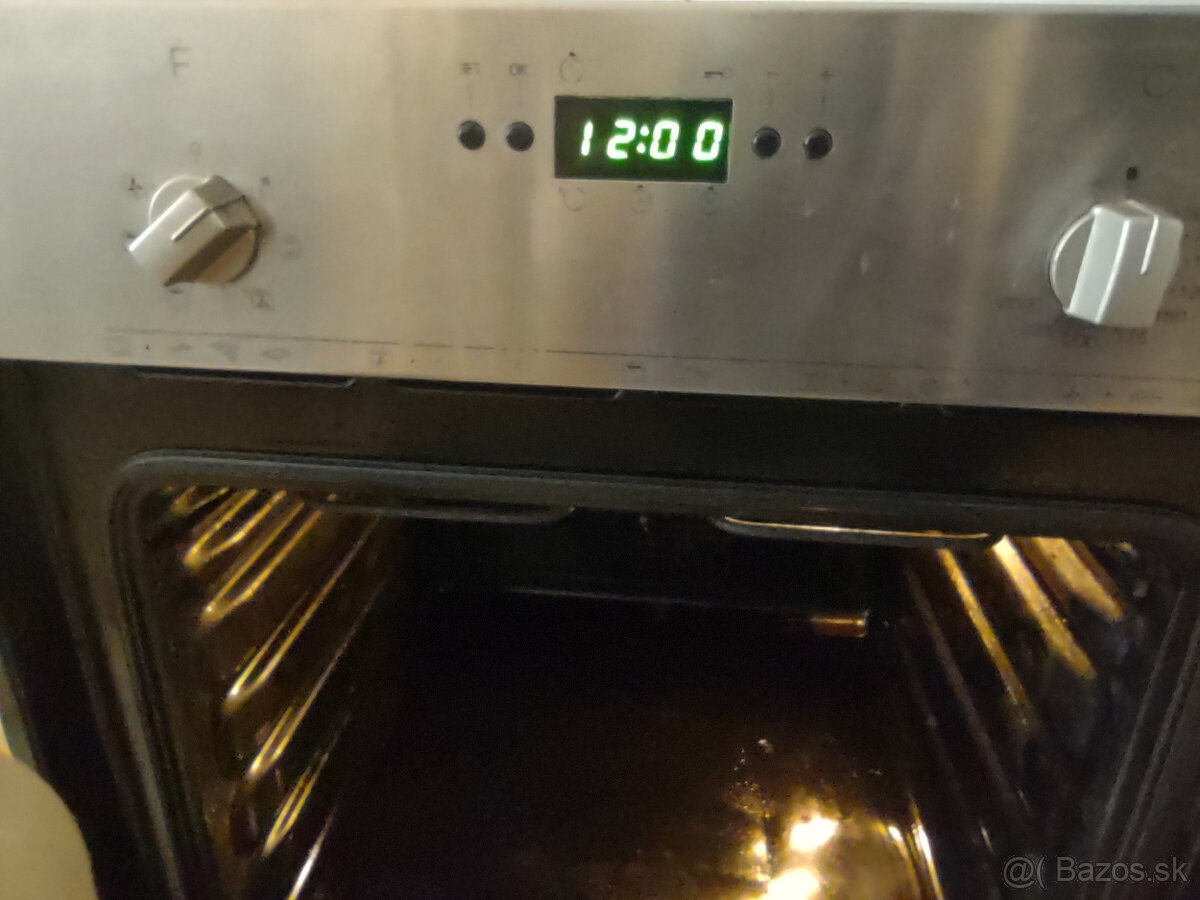 teplovzdušná rúra Whirlpool AKP237IX05 - 3