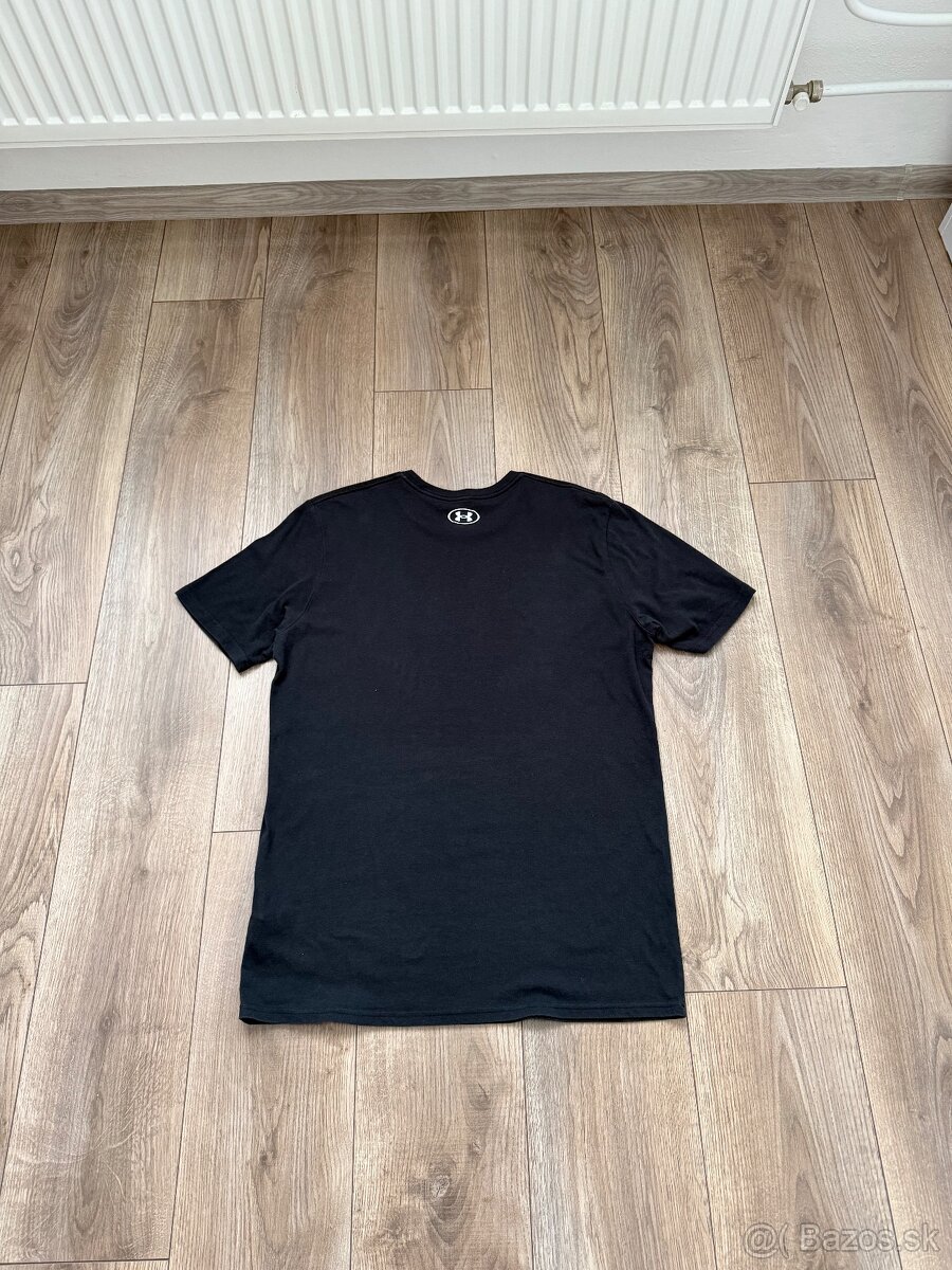 Čierne tričko Under Armour - 3