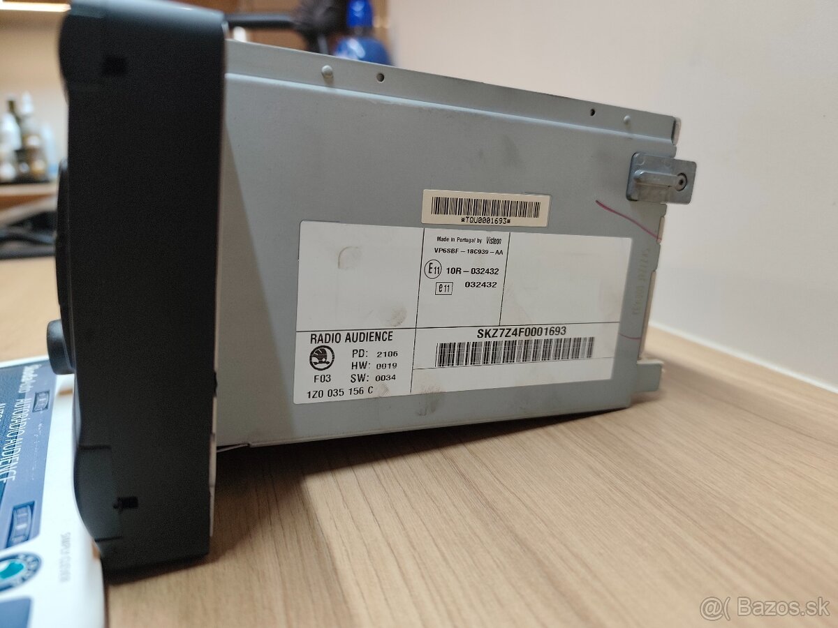 Autorádio Audience MP3 Škoda Octavia II - 3