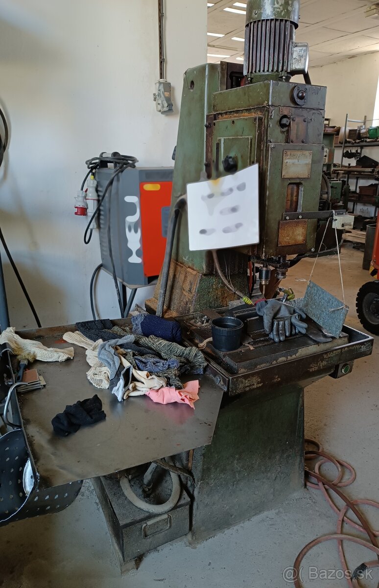 Stĺpová vŕtačka - 3