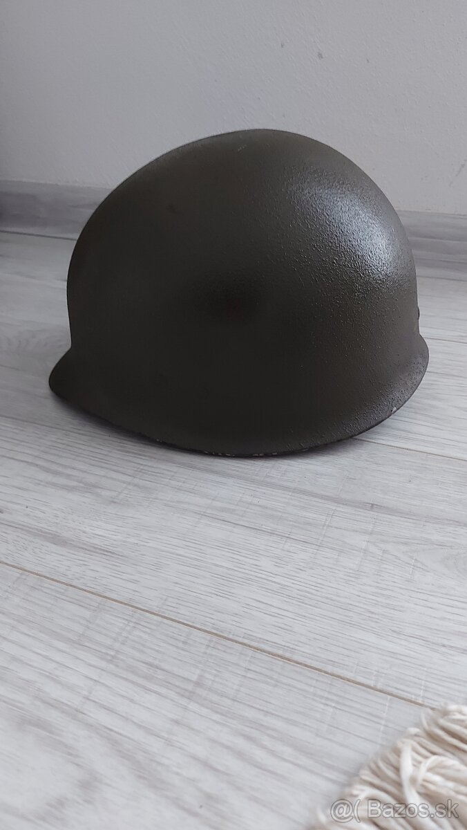 Vojenská prilba - 3