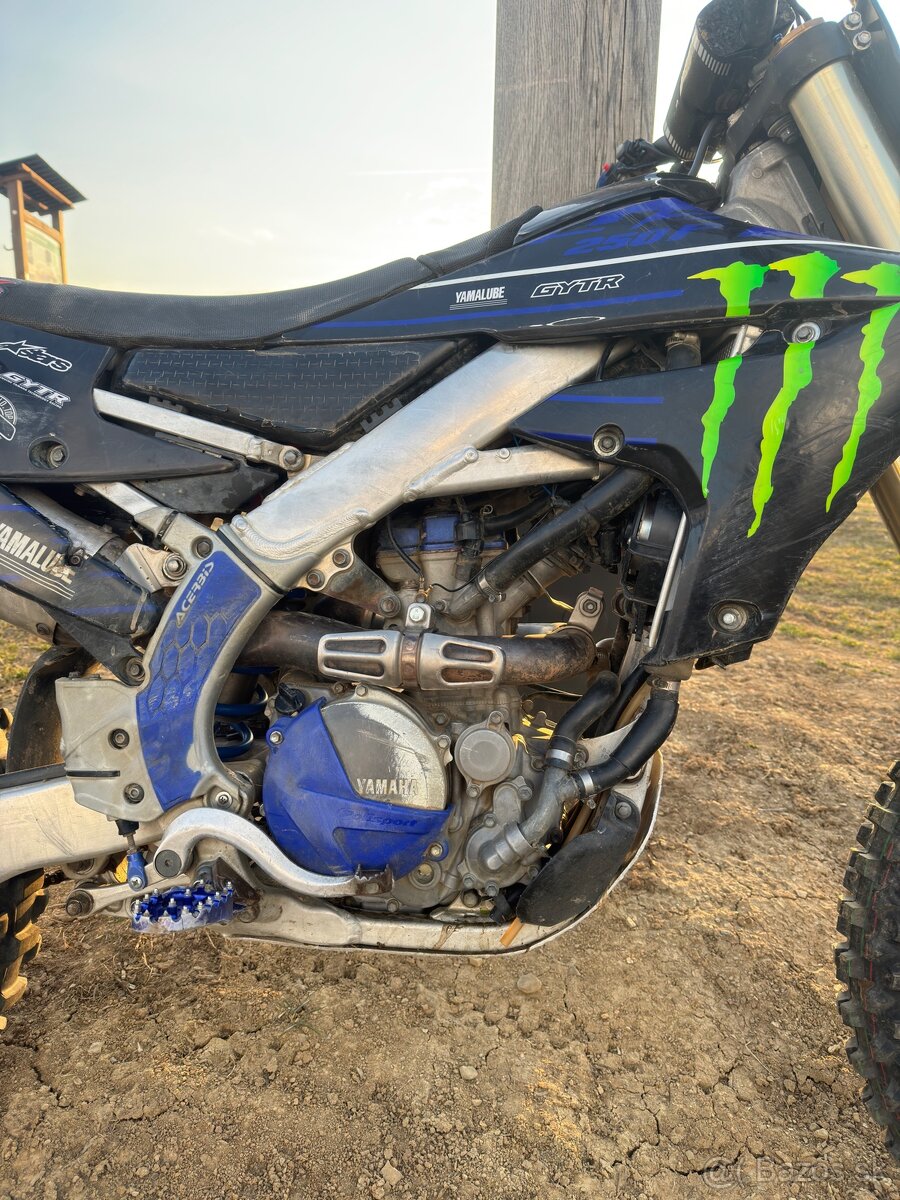 Yamaha yz250f - 3
