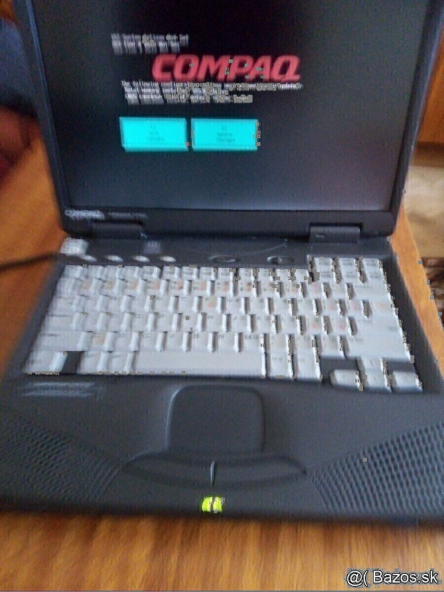 Compaaq armáda 1750 - 3