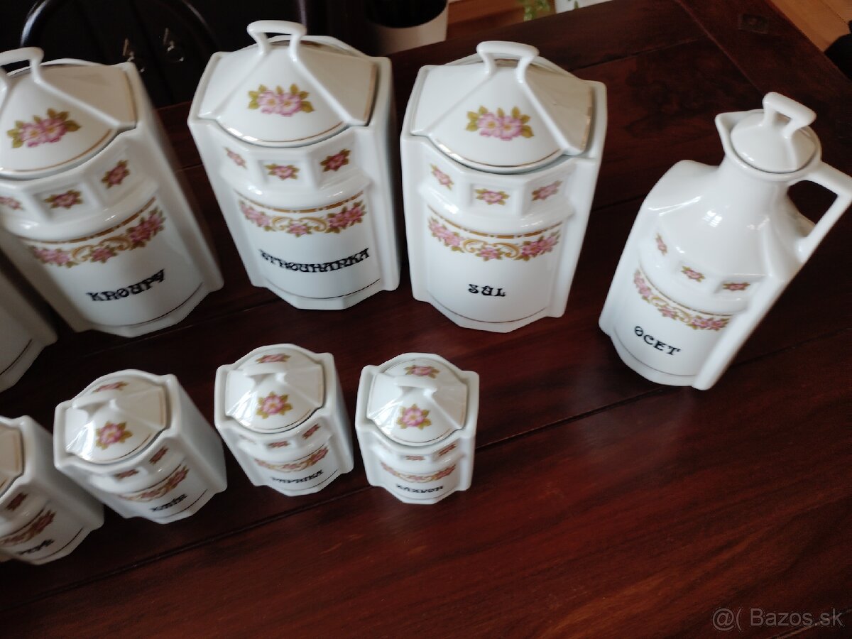 Porcelánové koreničky - 3