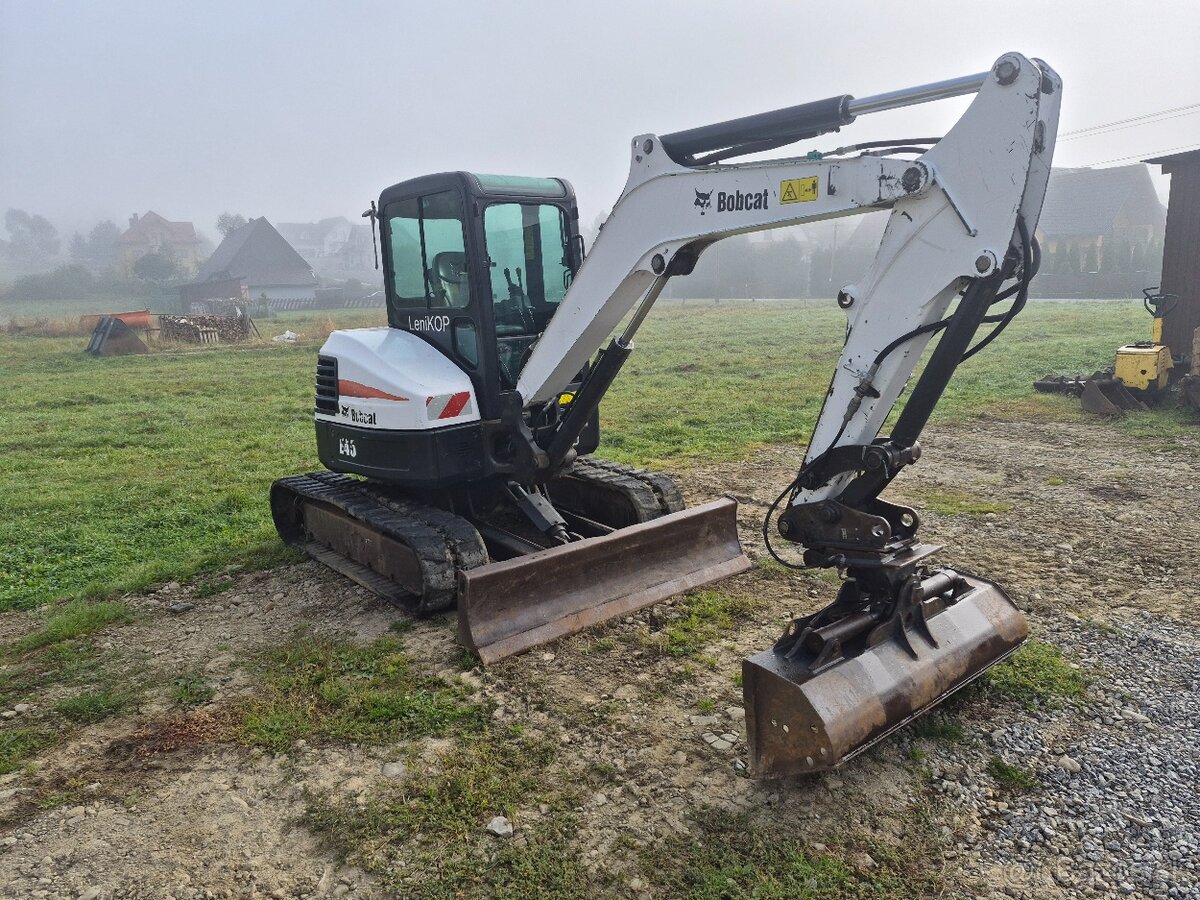 Na predaj Bager Bobcat e45 - 3
