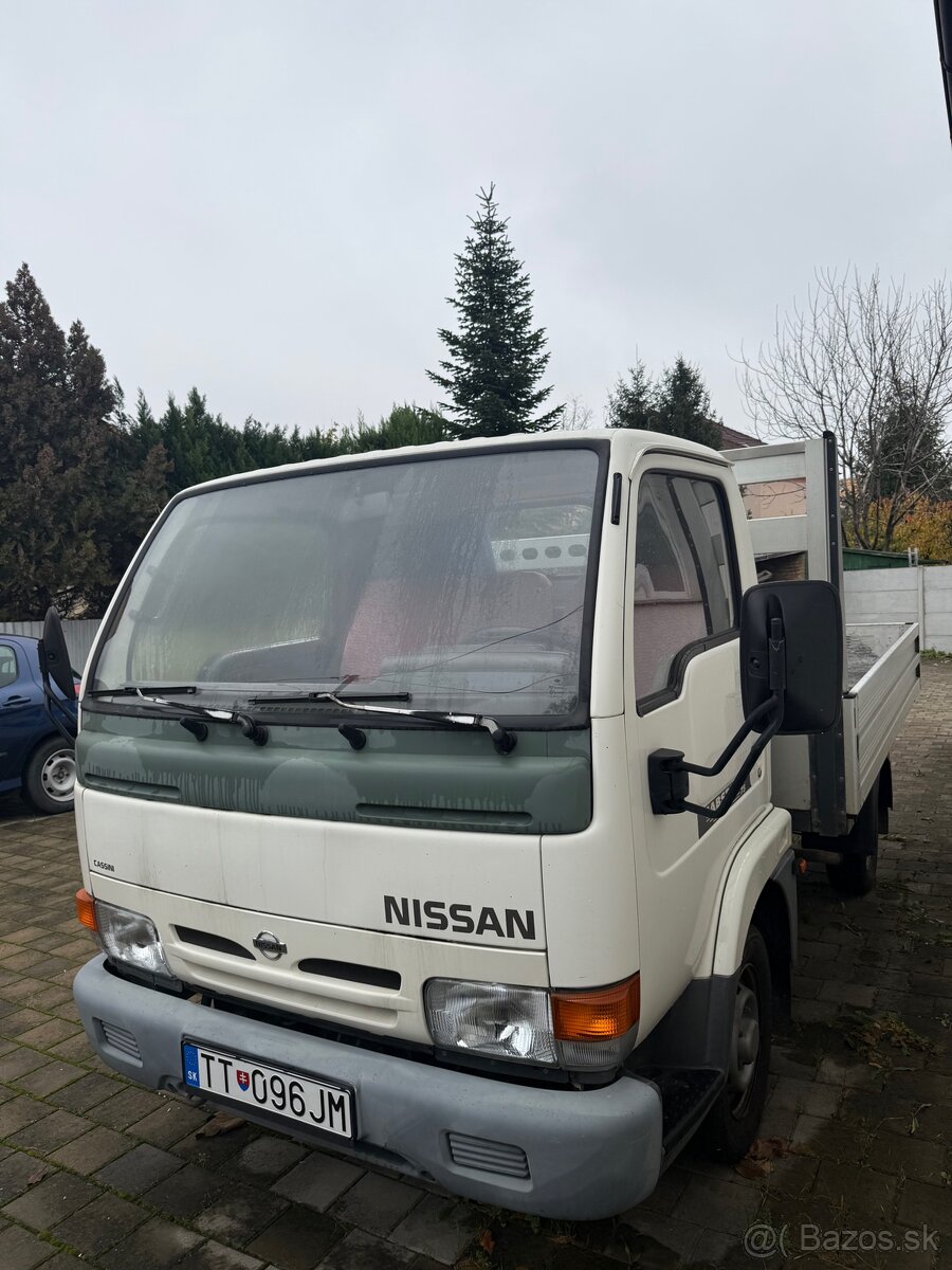 Nissan Cabstar - 3