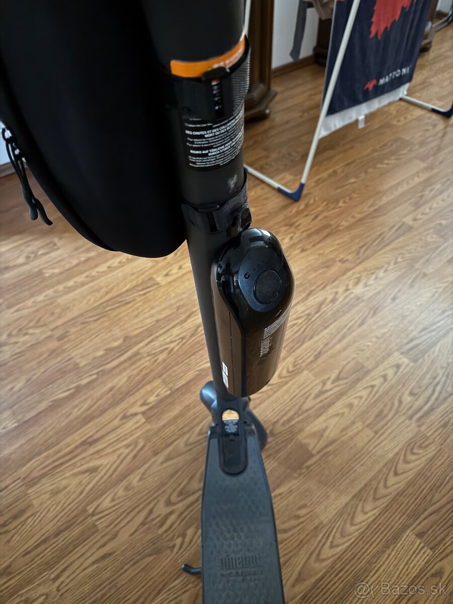 Elektricka kolobežka Ninebot ES2 - 3