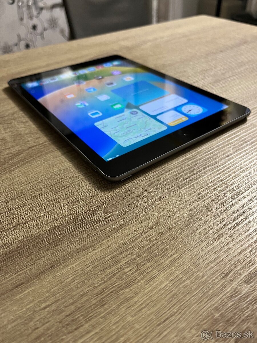 9.7” tablet iPad 5.generacia 32GB Space Gray TOP stav - 3