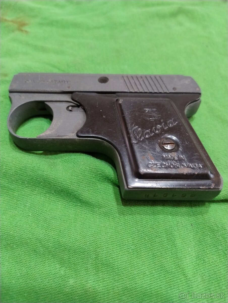 Pištol Slávia - 3