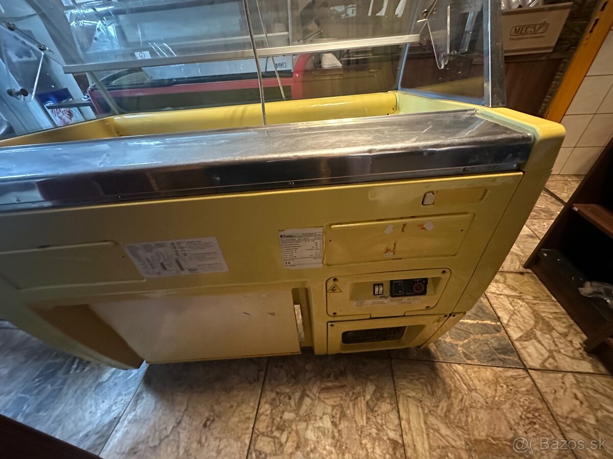 Zmrzlinova vitrína - 3