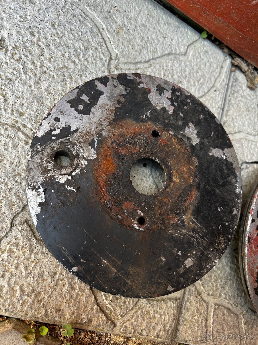 Brzdové štíty Velorex 250 - 3