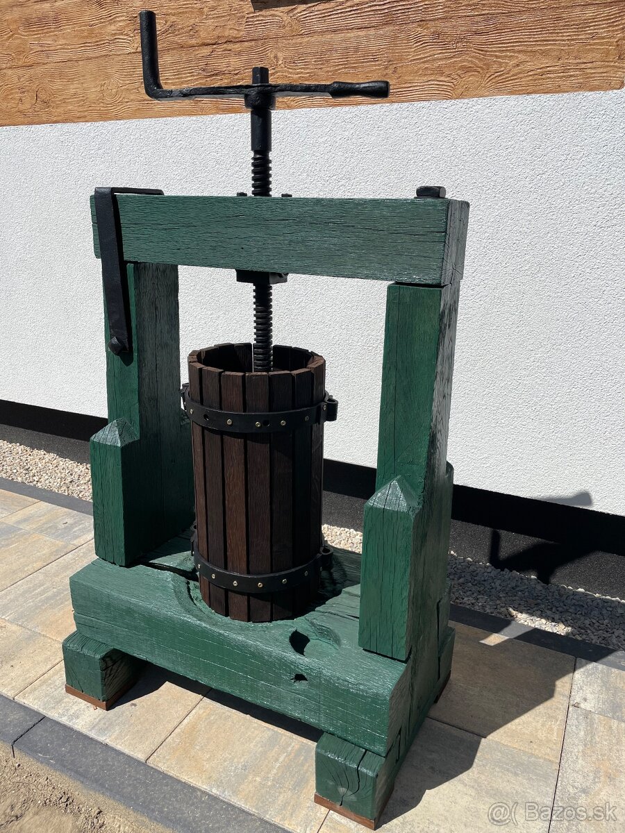 Starožitný zrepasovaný lis na hrozno - 3