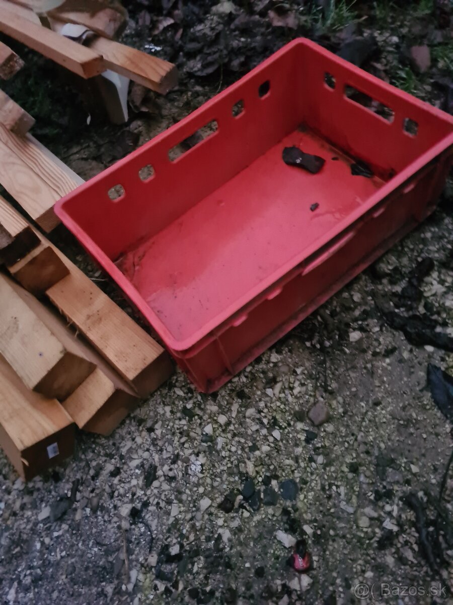 Hranole - strešné laty 80x80x3000-70x45x2800 - 3